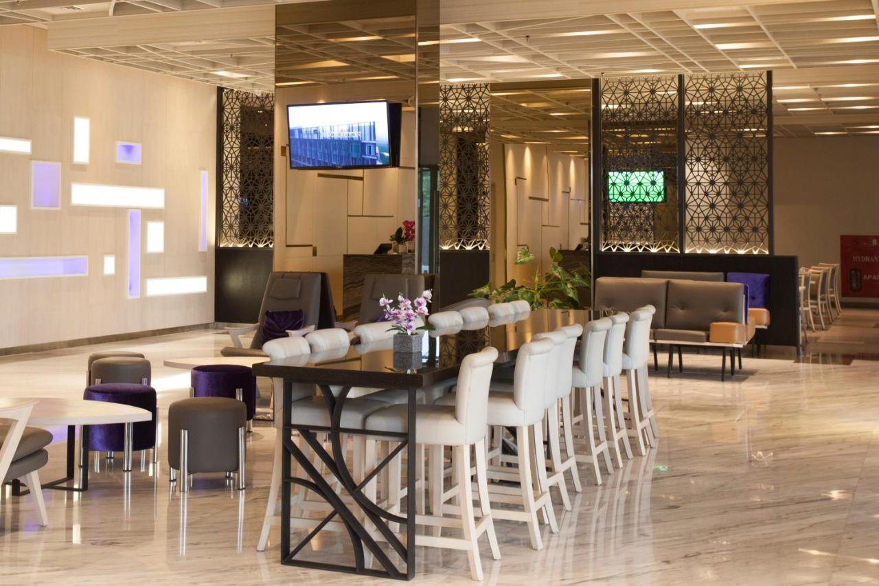 Swiss-Belinn Cikarang Εξωτερικό φωτογραφία
