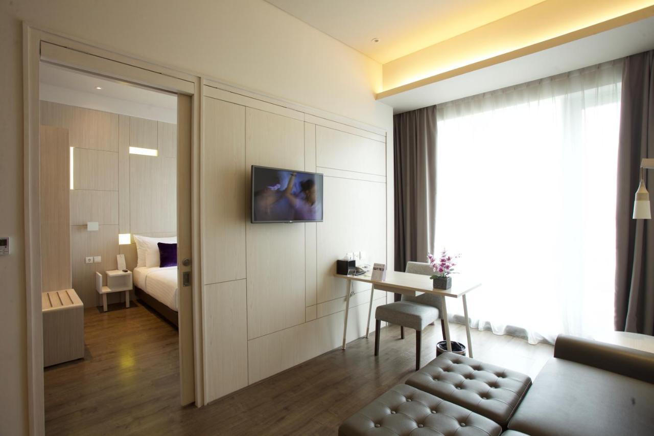 Swiss-Belinn Cikarang Εξωτερικό φωτογραφία