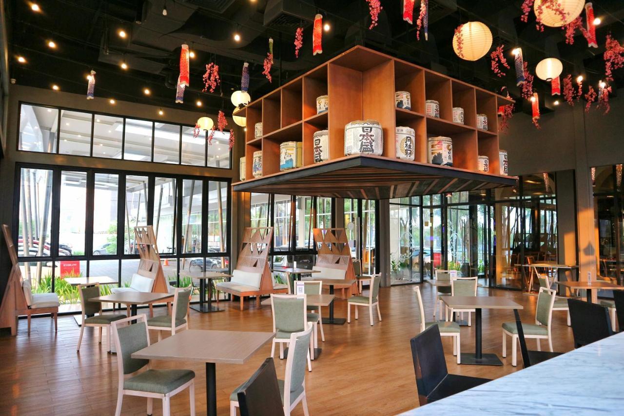 Swiss-Belinn Cikarang Εξωτερικό φωτογραφία