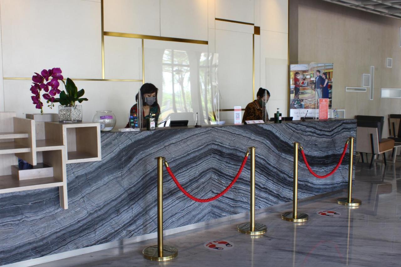 Swiss-Belinn Cikarang Εξωτερικό φωτογραφία