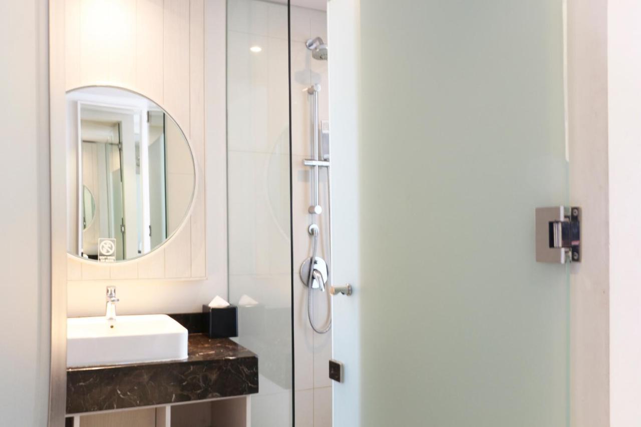 Swiss-Belinn Cikarang Εξωτερικό φωτογραφία