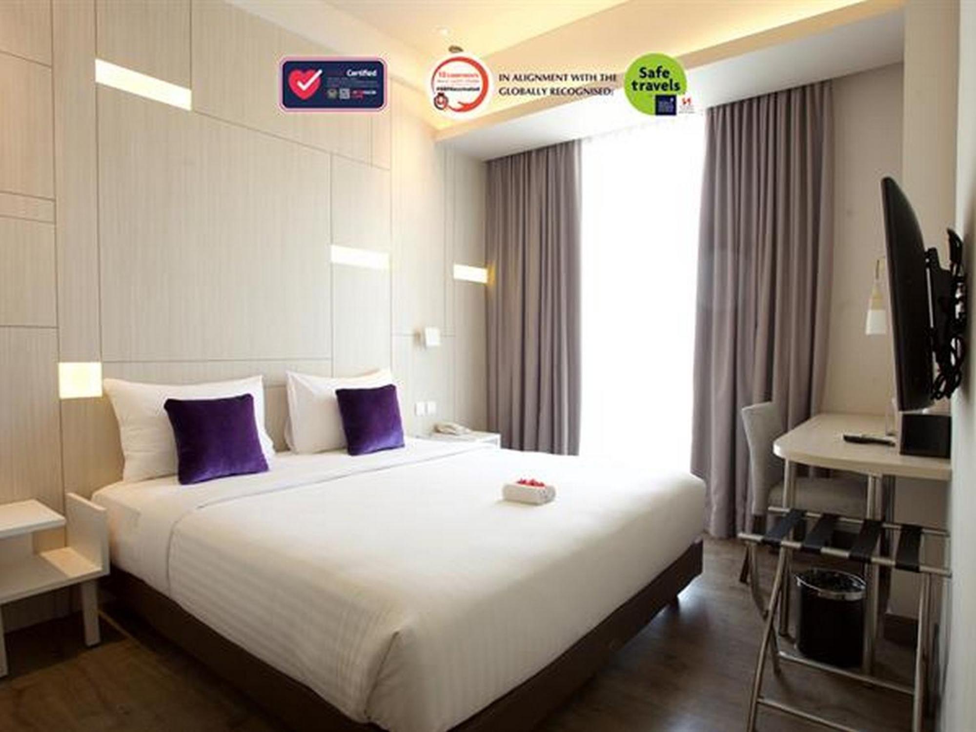 Swiss-Belinn Cikarang Εξωτερικό φωτογραφία