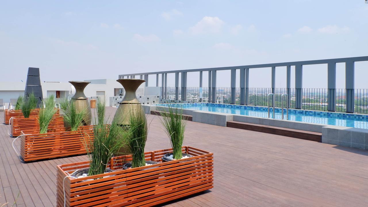 Swiss-Belinn Cikarang Εξωτερικό φωτογραφία